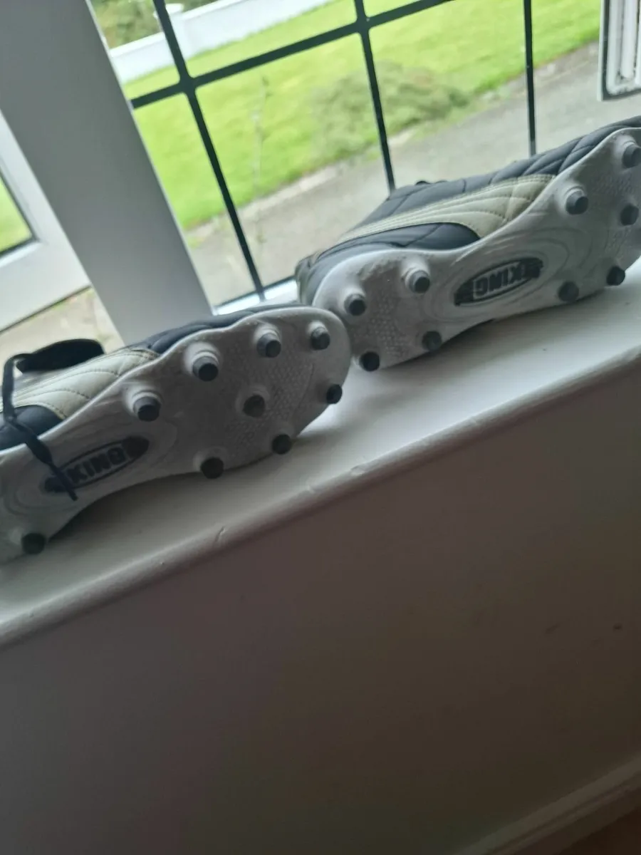 Football boots - Image 2