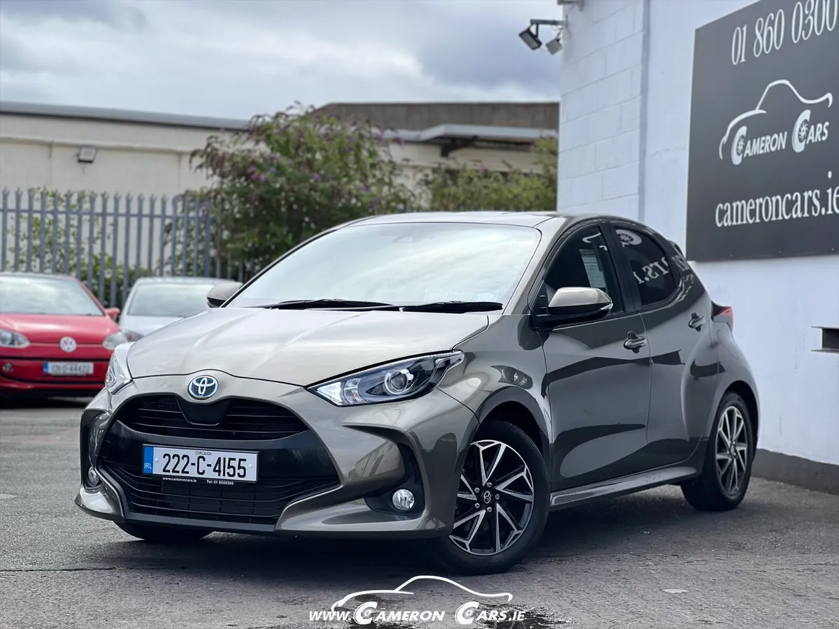 TOYOTA YARIS 1.5 HYBRID AUTOMATIC SHOWROOM - Image 1