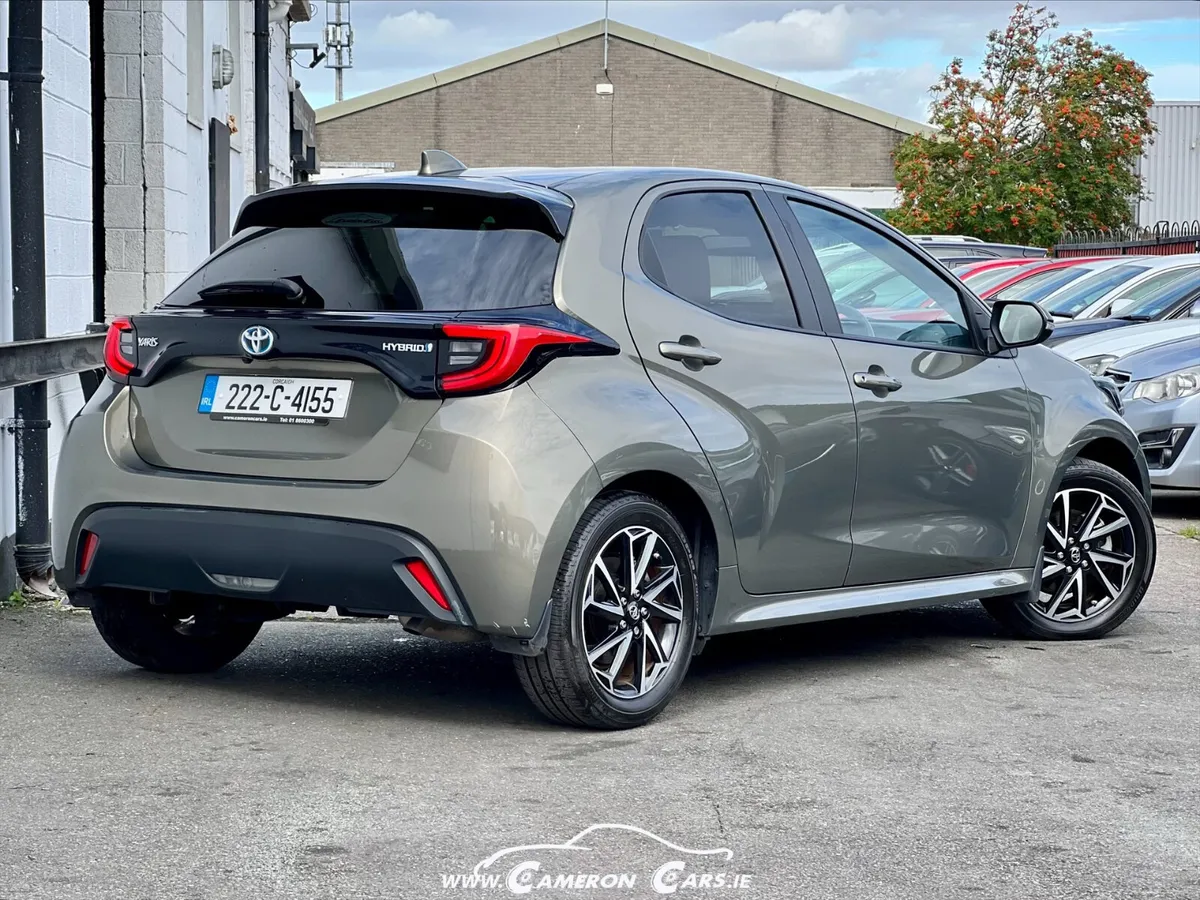 TOYOTA YARIS 1.5 HYBRID AUTOMATIC SHOWROOM - Image 4