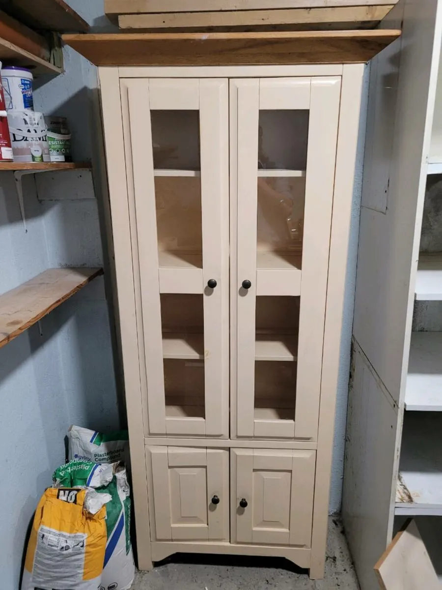 Display cabinet