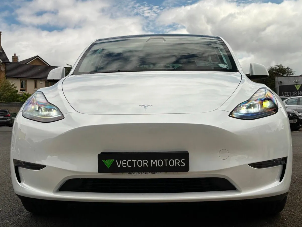 Tesla Model Y Long-range Dual Motor AWD - Image 3