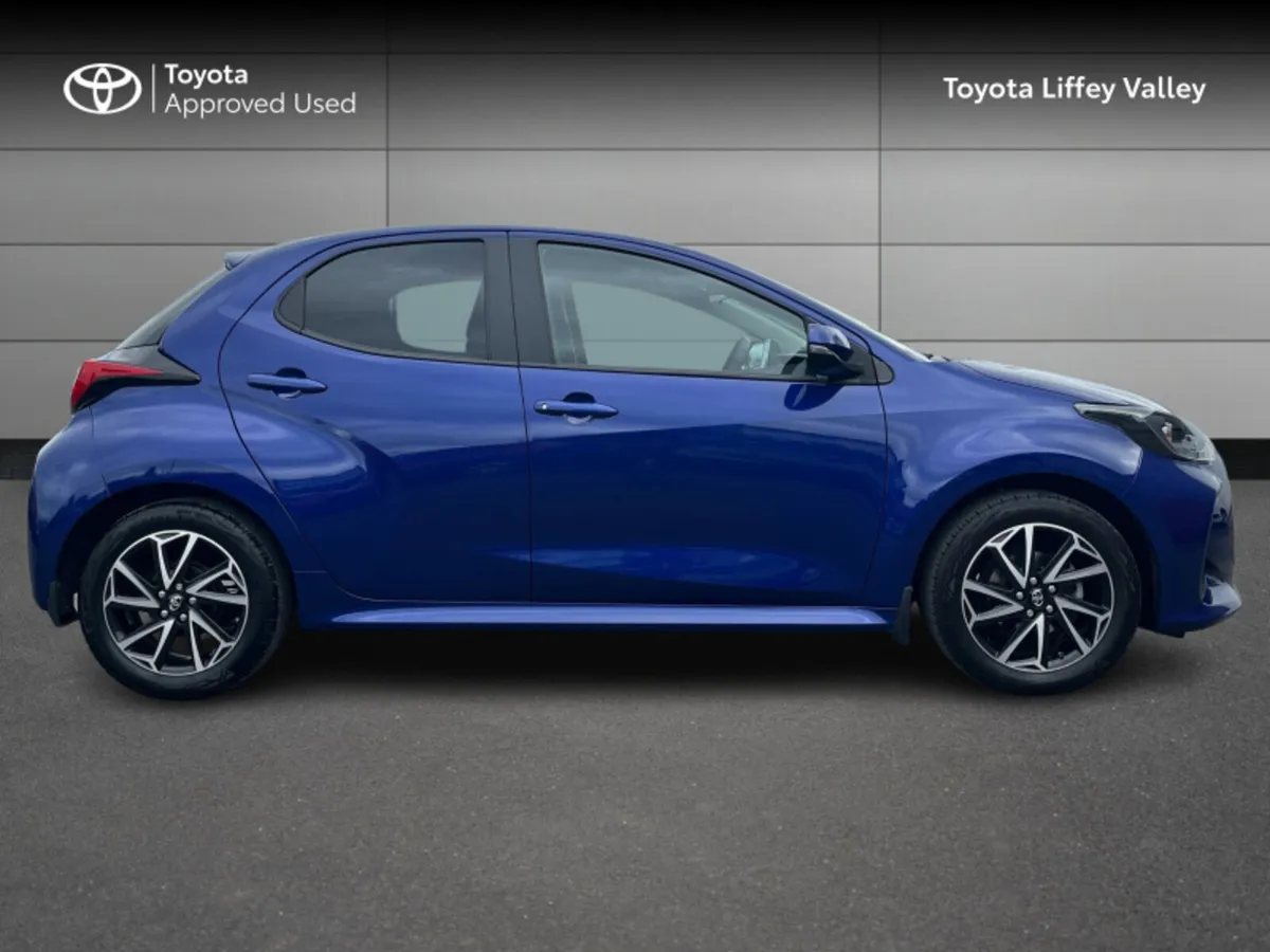 Toyota Yaris YARIS 1.0 LUNA SPORT - Image 3