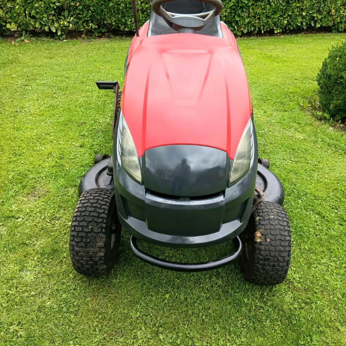 Castlegarden 22hp twin cylinder, 48" deck - Image 2
