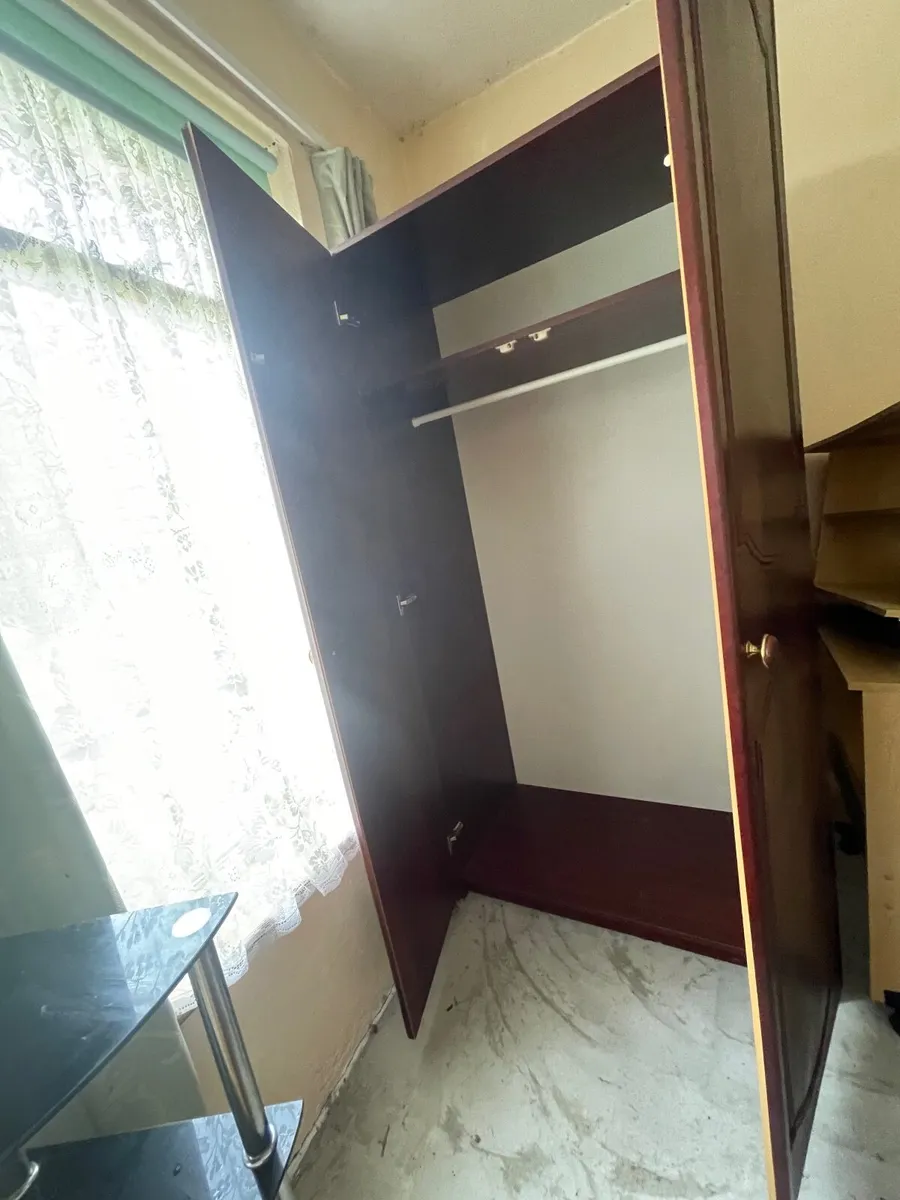 Wardrobe - Image 2