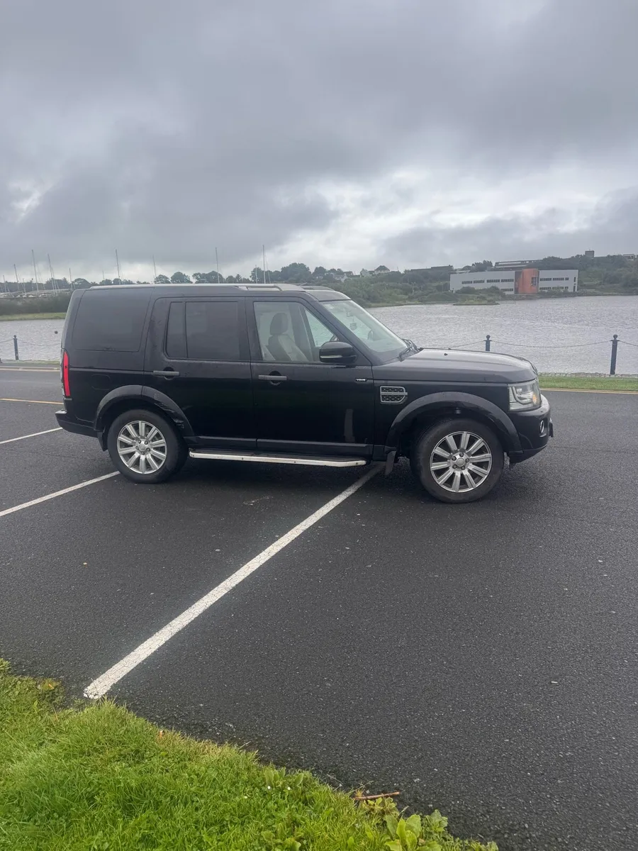 Land Rover Discovery - Image 1