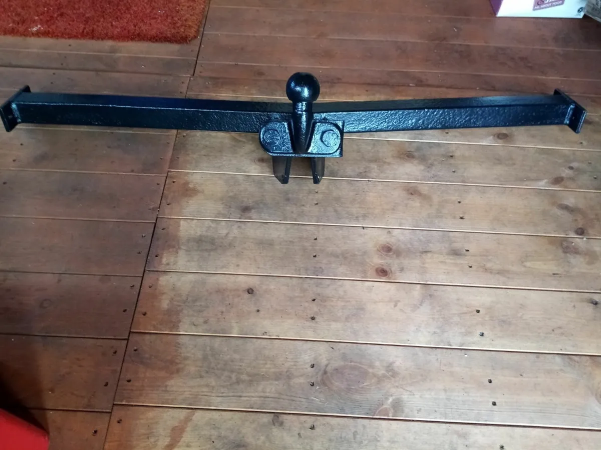 Tow bar - Image 1