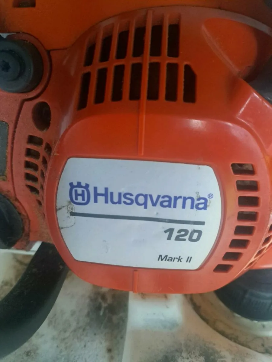 Husqvarna Chainsaw - Image 2