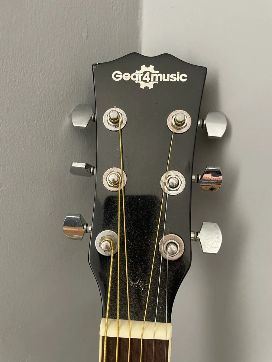 Gear4Music guitar - Image 2