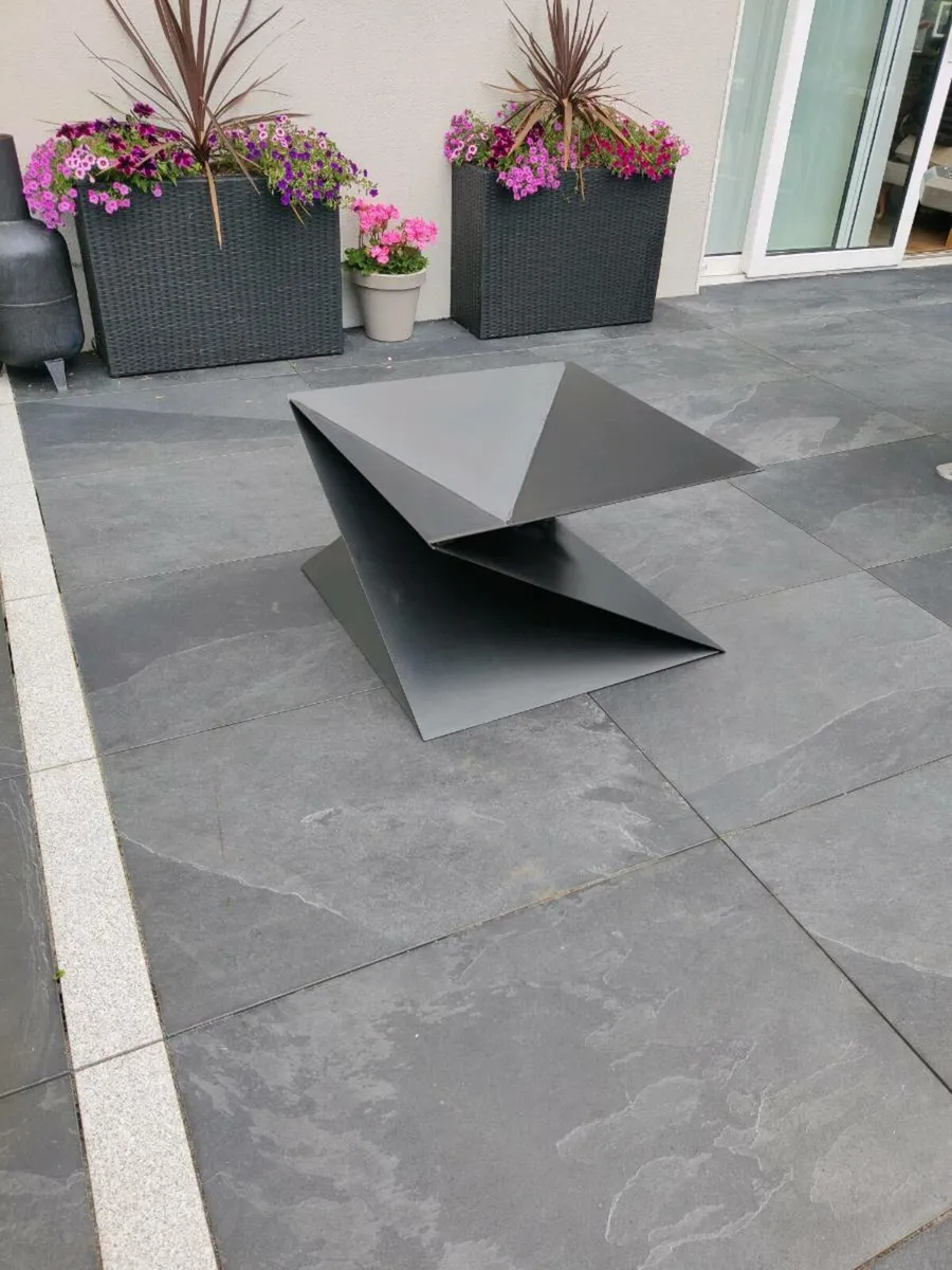 Twisted firepit - Image 2