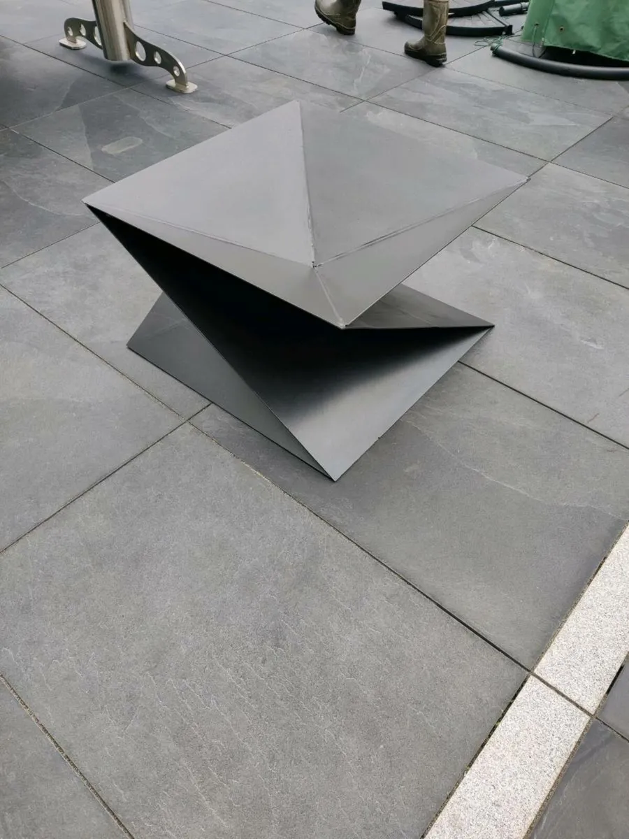 Twisted firepit - Image 4