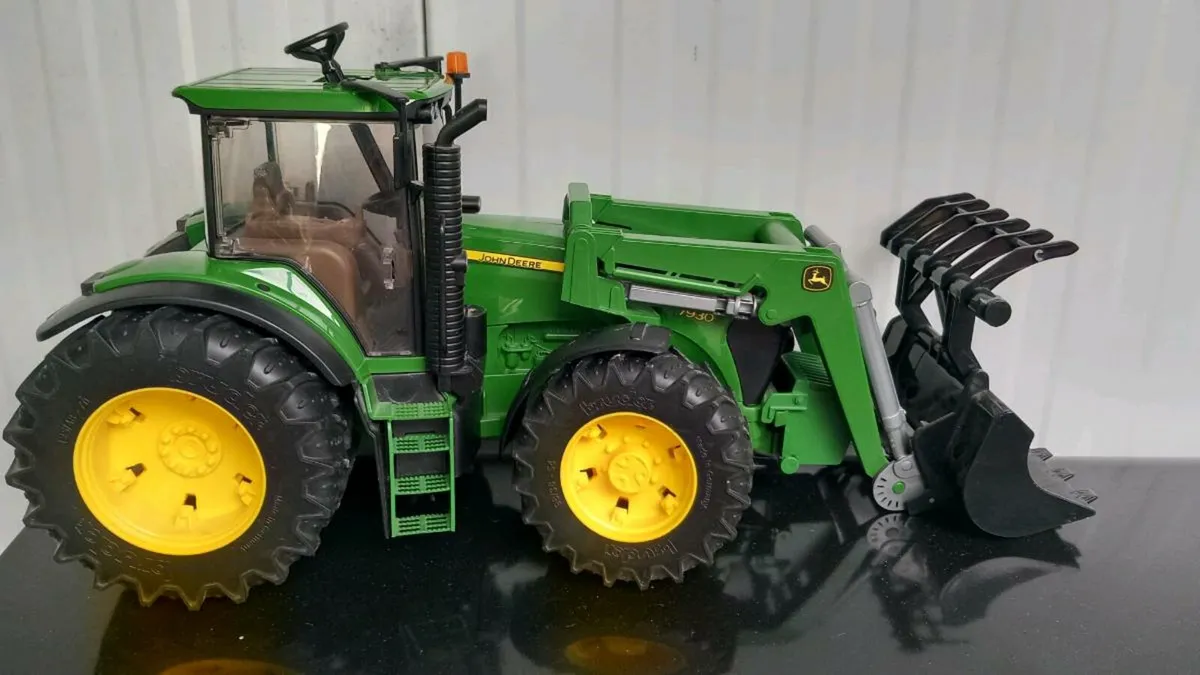 Bruder john deere tractors - Image 1
