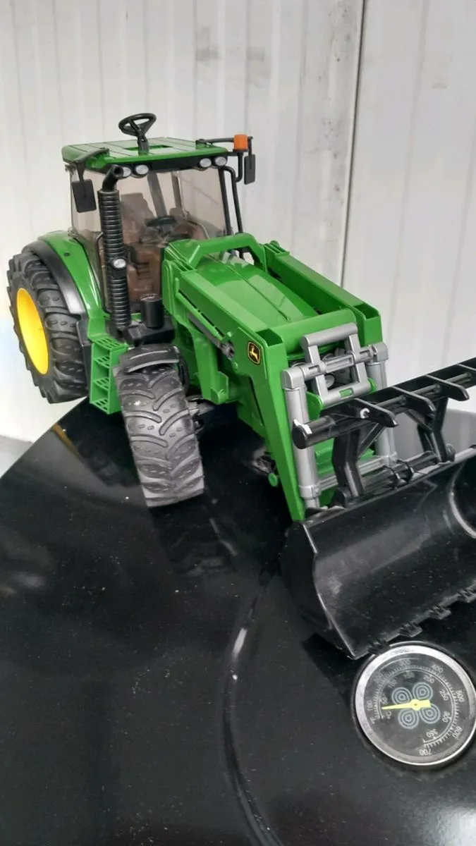 Bruder john deere tractors - Image 2