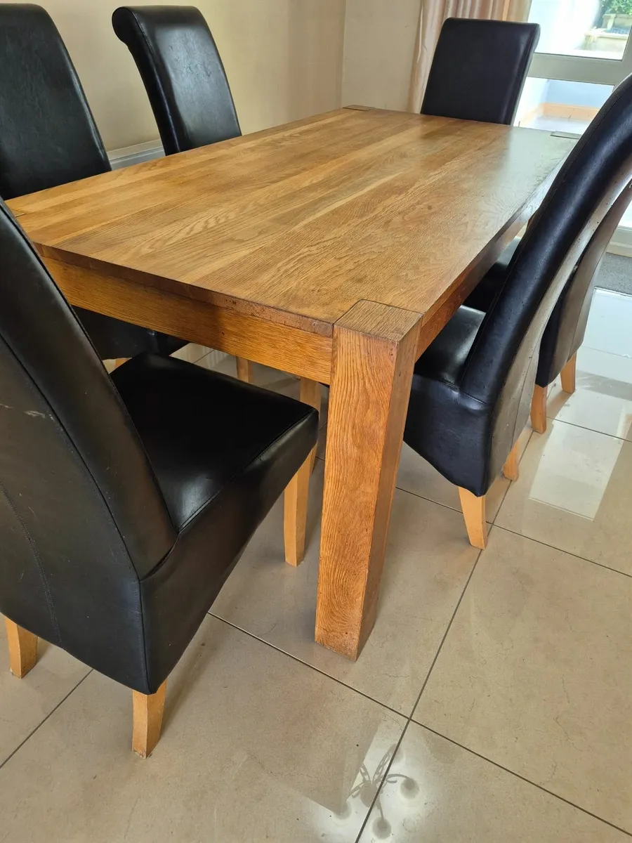Oak Kitchen Table and 6 Chairs - Image 2