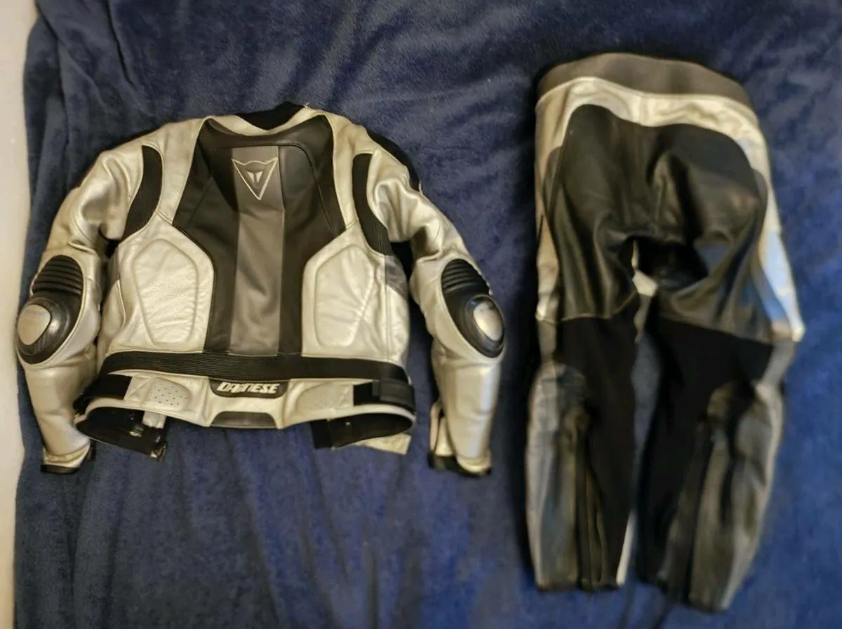 Dainese & Kawasaki Full Leather Suits. Sturgis Lea - Image 2