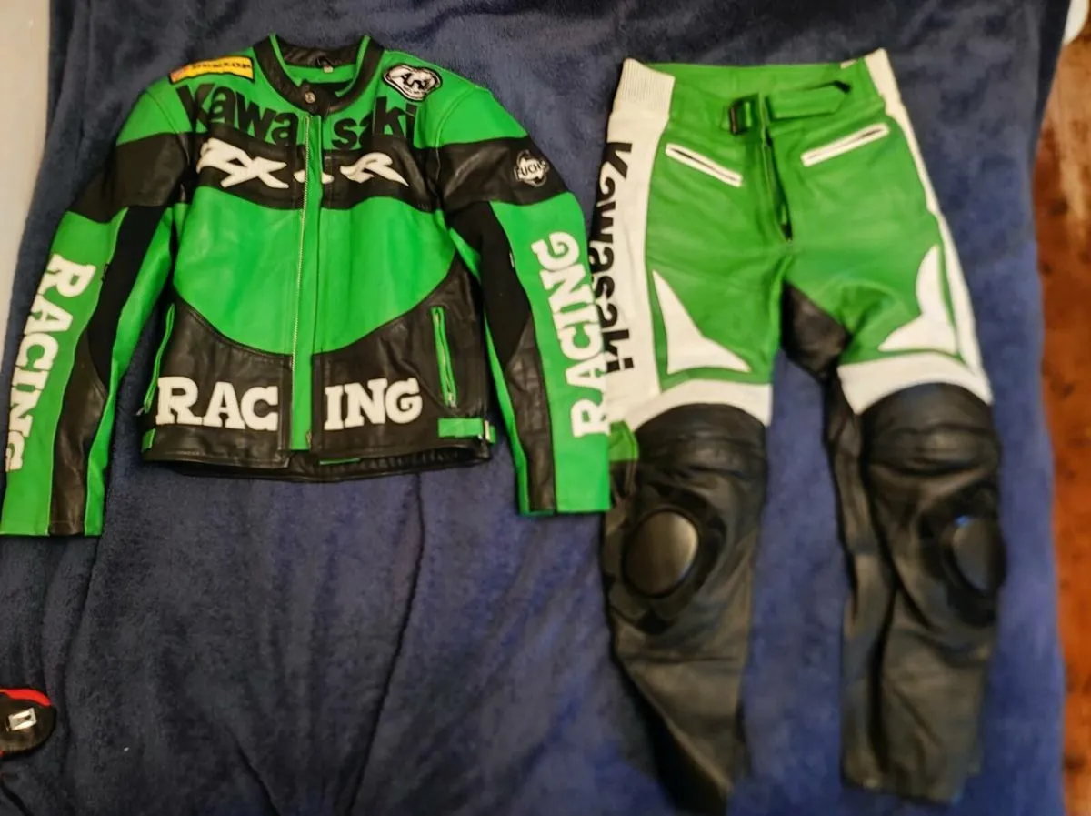 Dainese & Kawasaki Full Leather Suits. Sturgis Lea - Image 4