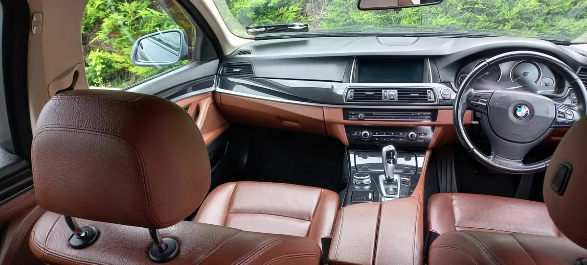 BMW 5-Series 2014 - Image 2