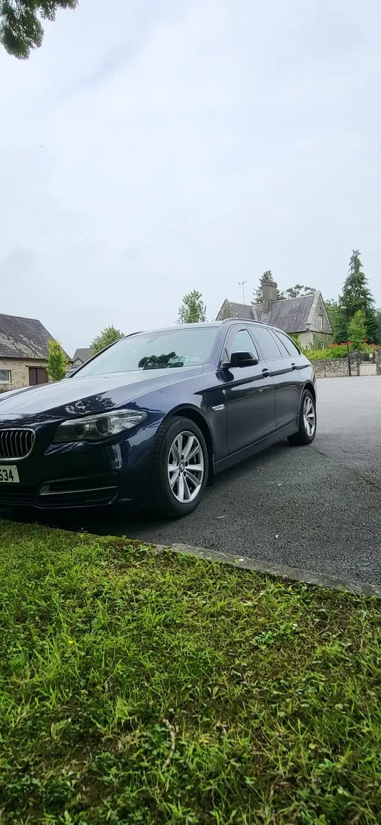 BMW 5-Series 2014 - Image 1