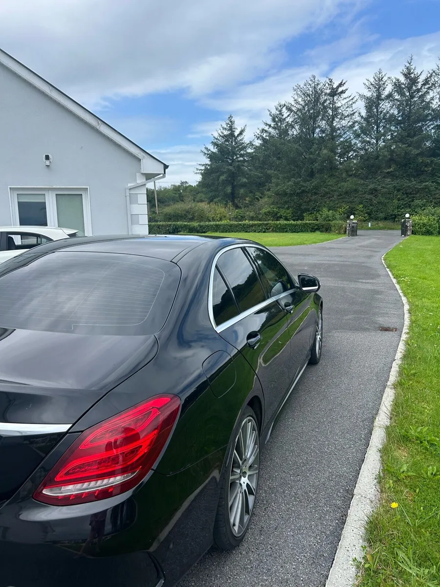 Car - Image 2