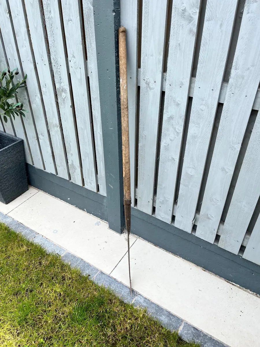 Very Old Slash Hook - Image 1