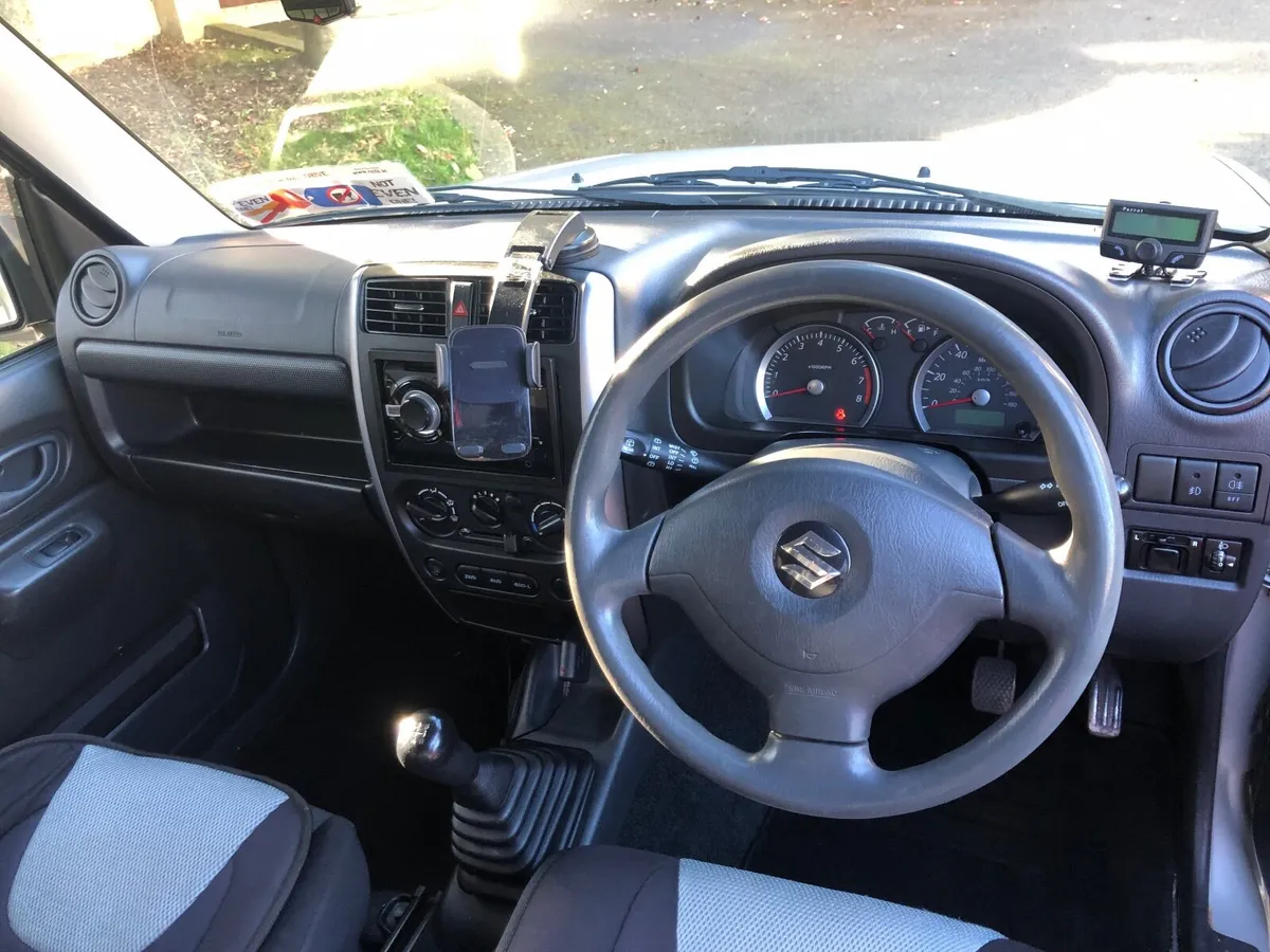 Suzuki Jimny 2005 - Image 3