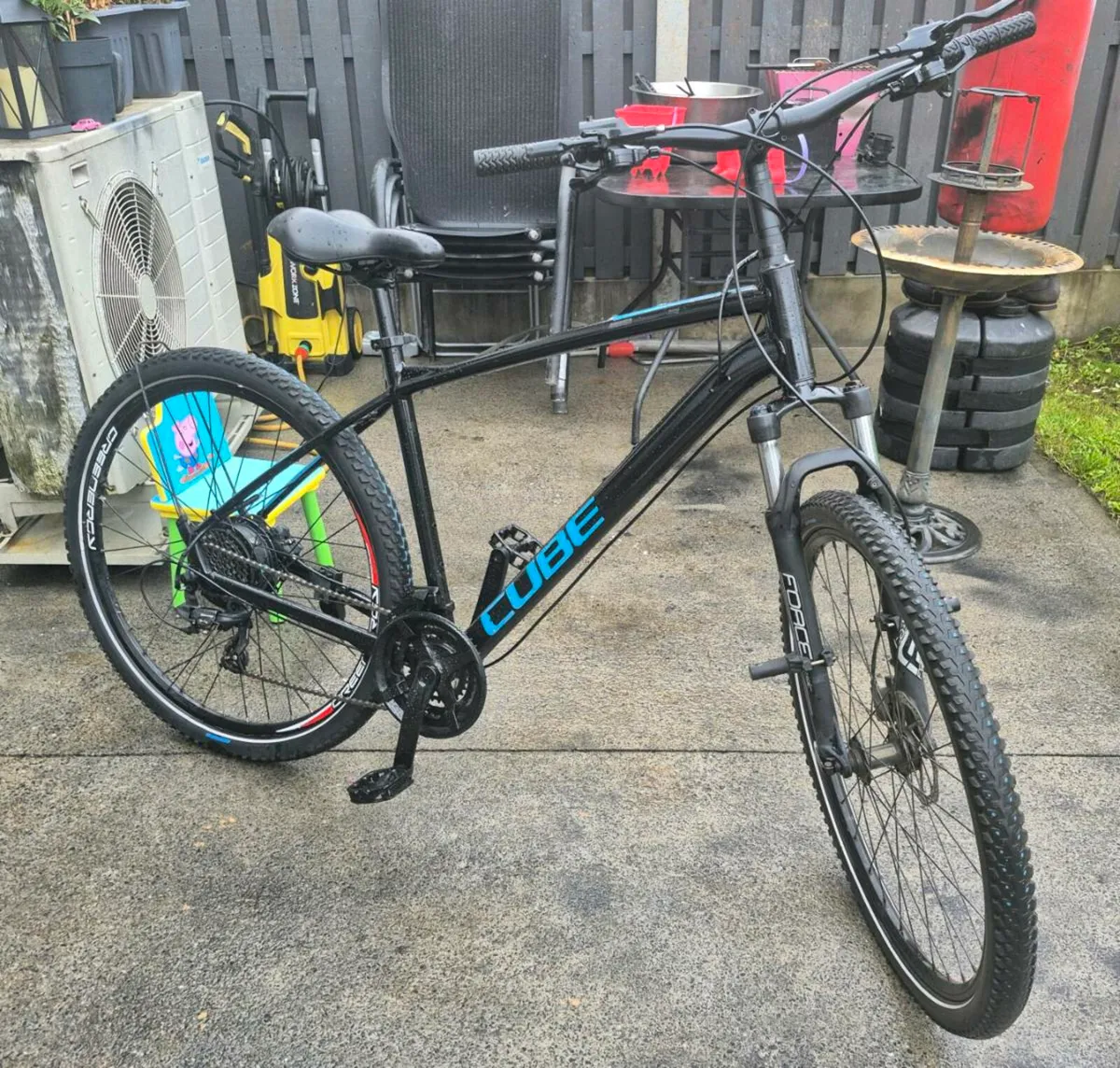Adults CUBE AIM Race Bike Frame Size 22 L/XL Gears - Image 4