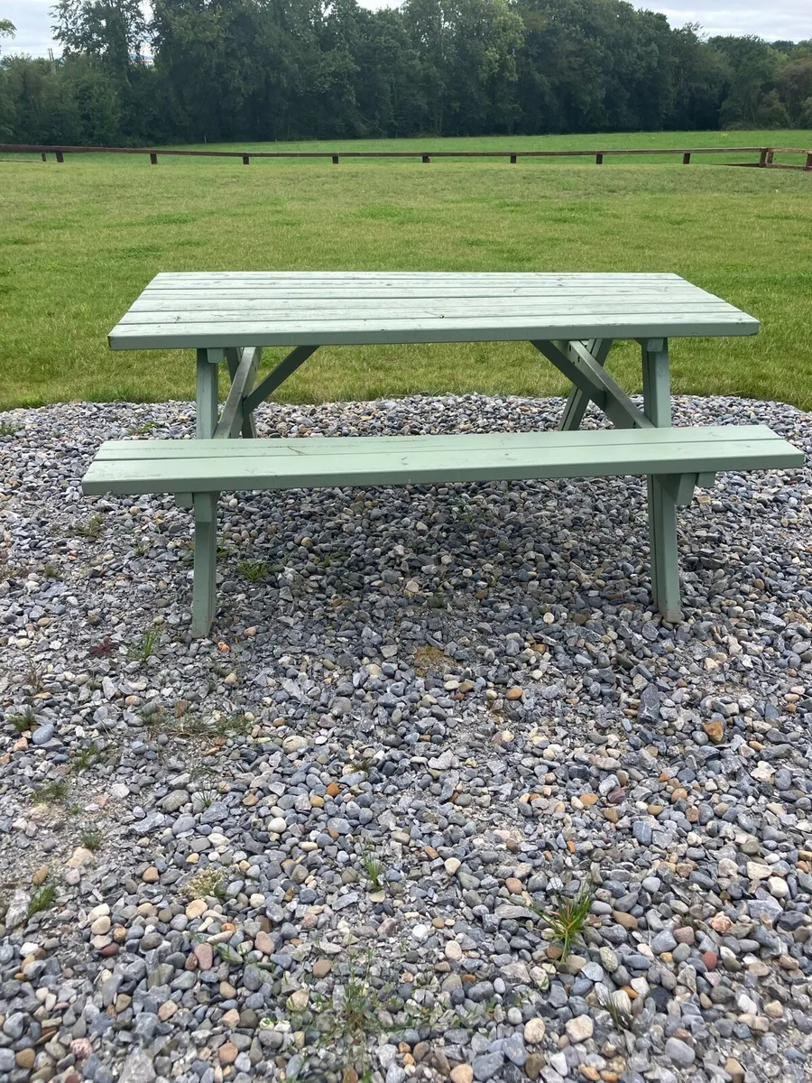 Picnic table - Image 2