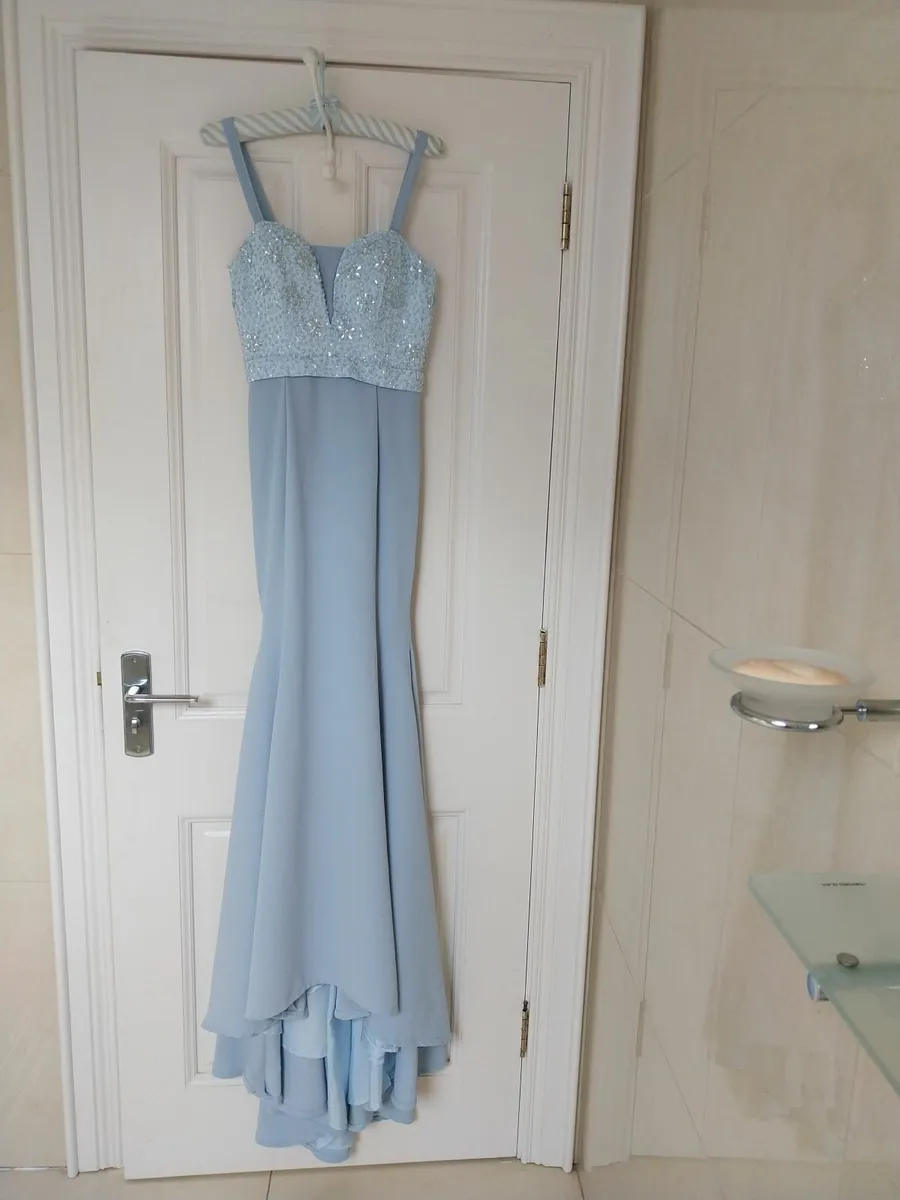 Formal dress - Image 1