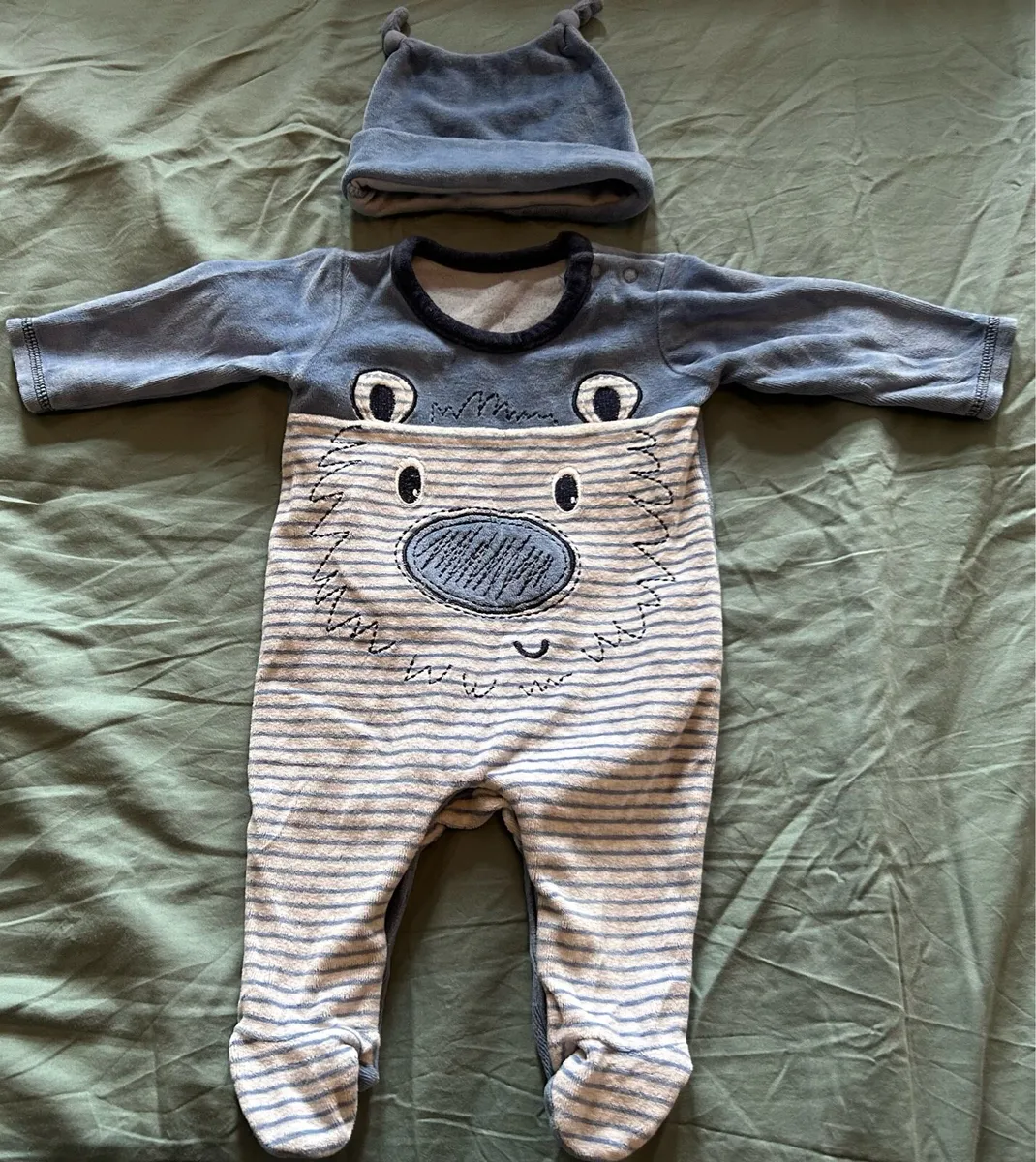baby sleep suits 0-3 M - Image 4
