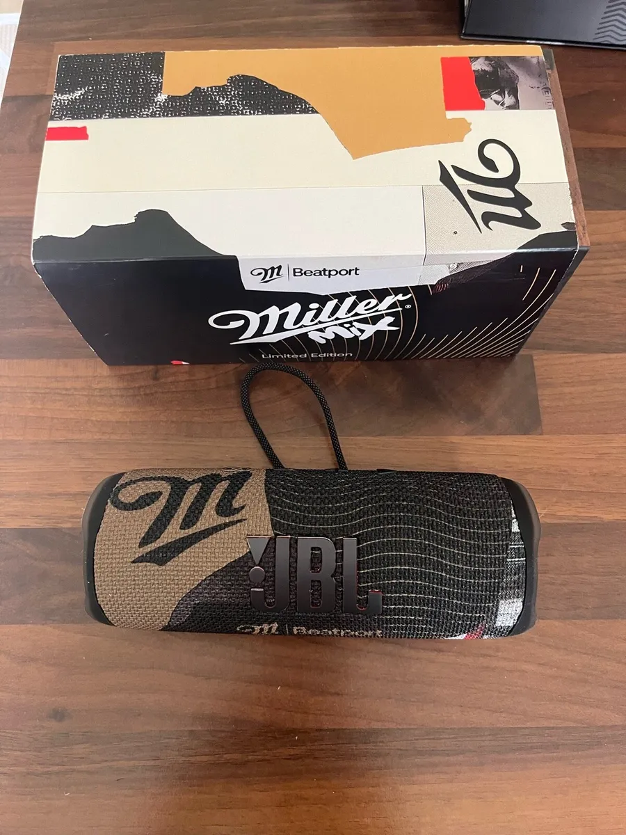 JBL Flip 6 Portable Bluetooth Speaker - Image 3