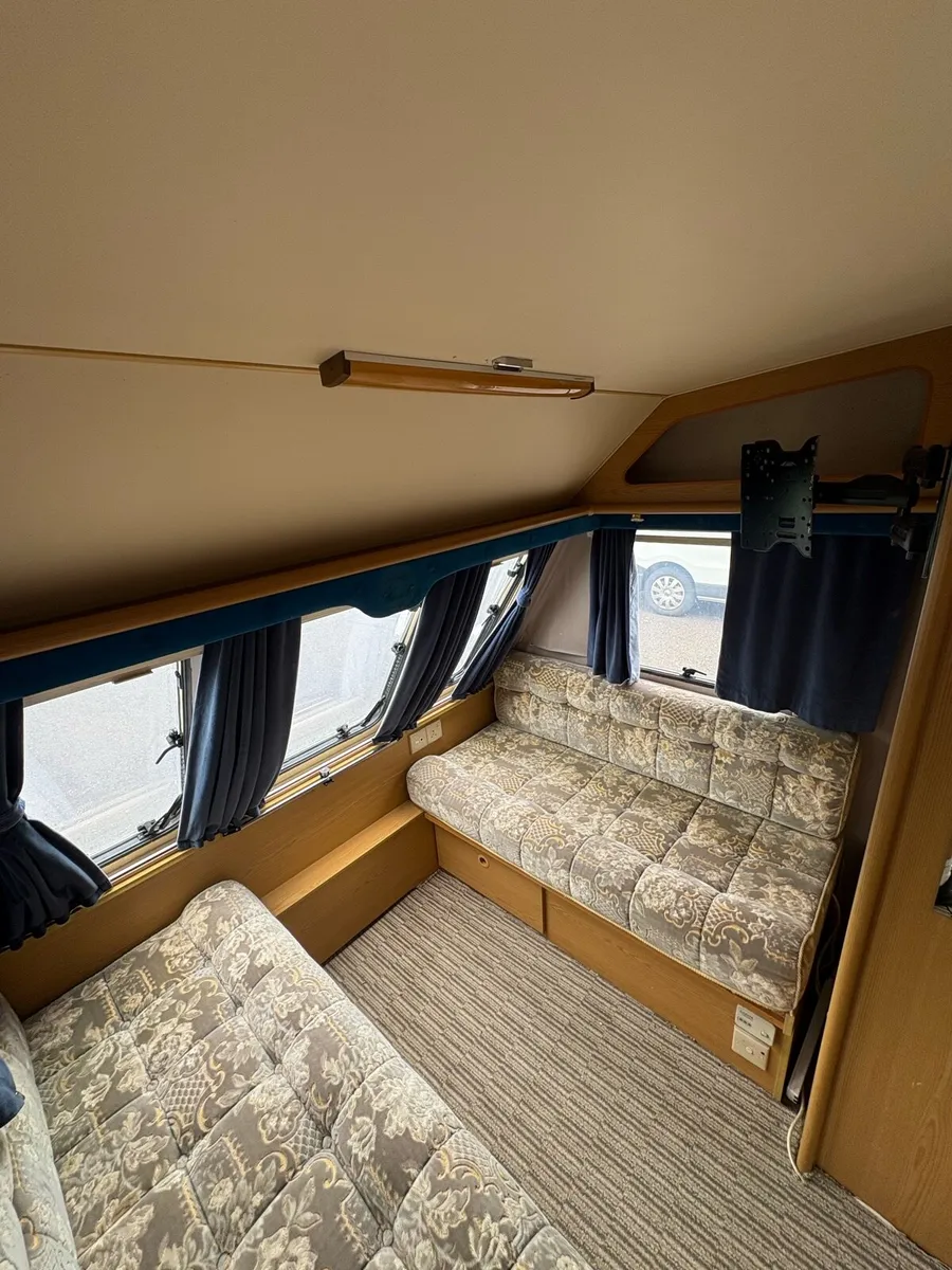 Ace orbit caravan - Image 3
