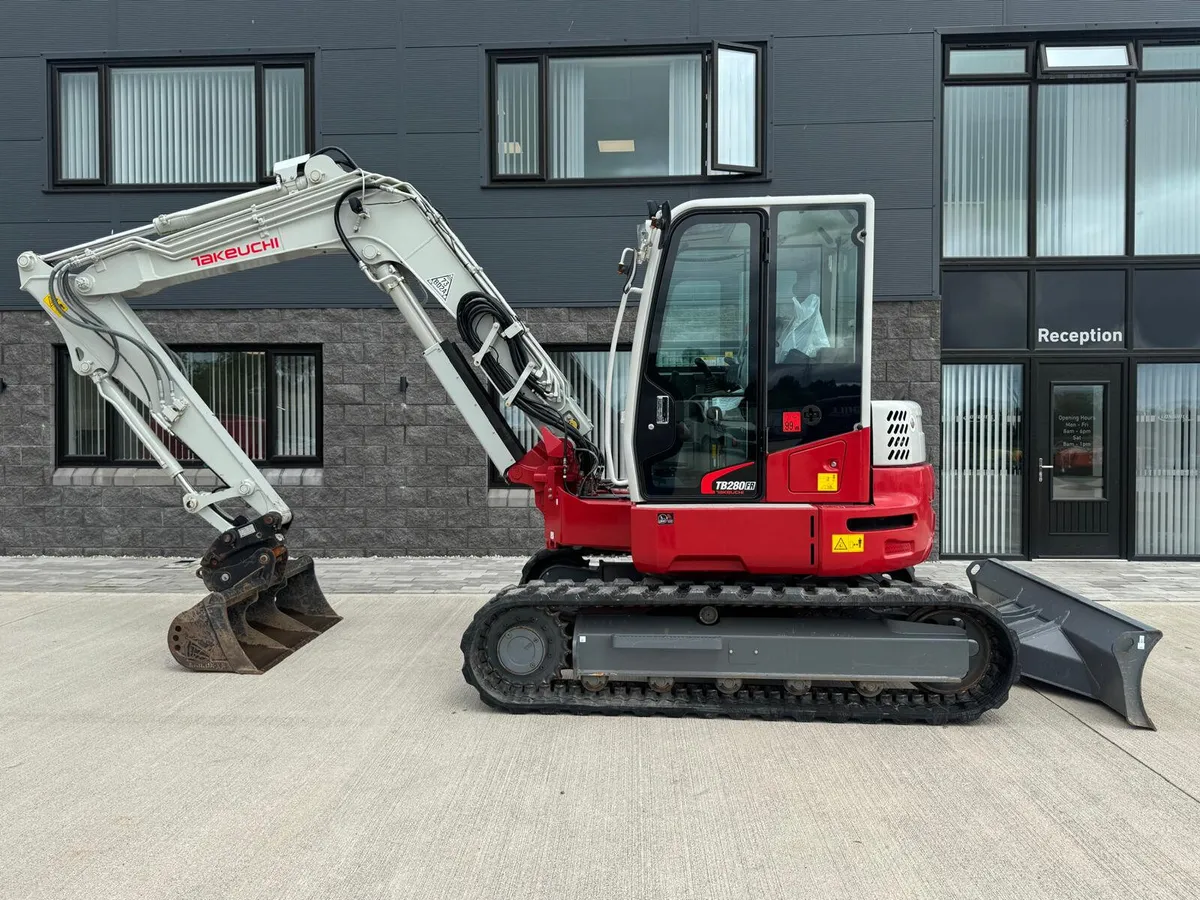 2021 Takeuchi TB280FR - Image 1