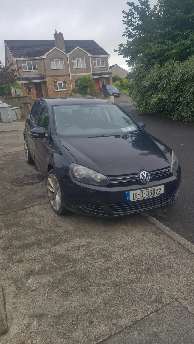 Volkswagen Golf 2010 - Image 1