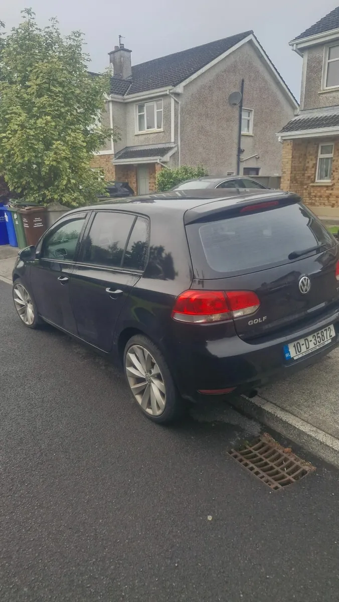 Volkswagen Golf 2010 - Image 4
