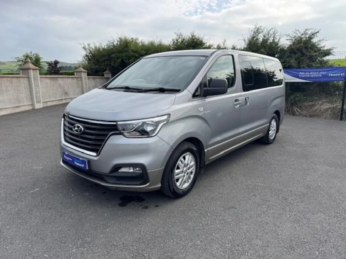 Hyundai I800 205 Crdi - HIGH SPEC - Image 3