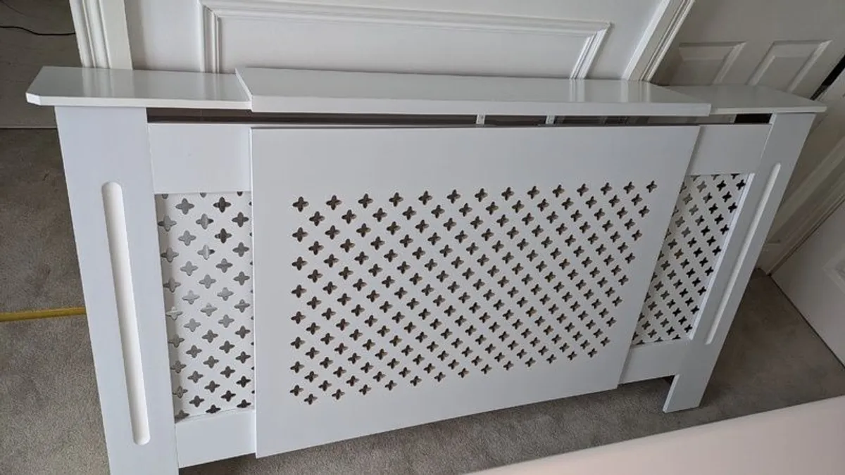Extendable radiator cover - Image 2