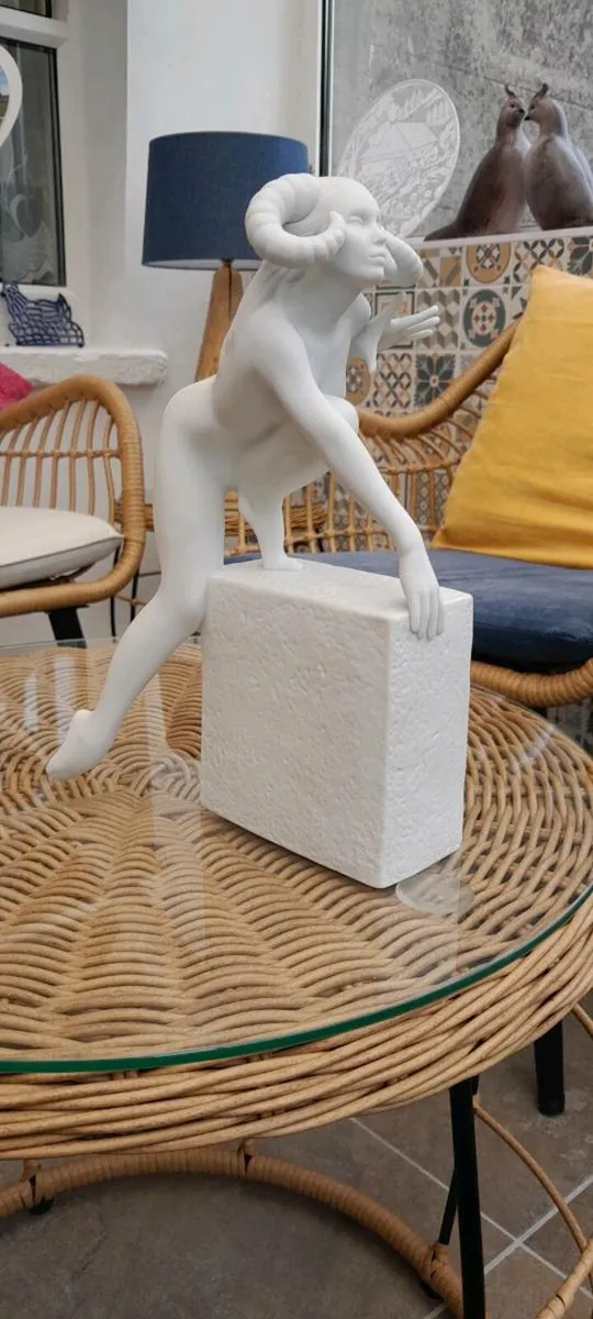 Aries zodiac figurine - Image 4
