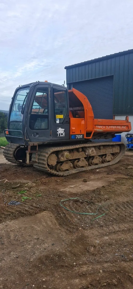 Hitachi EG70r Rotating Tracked dumper
