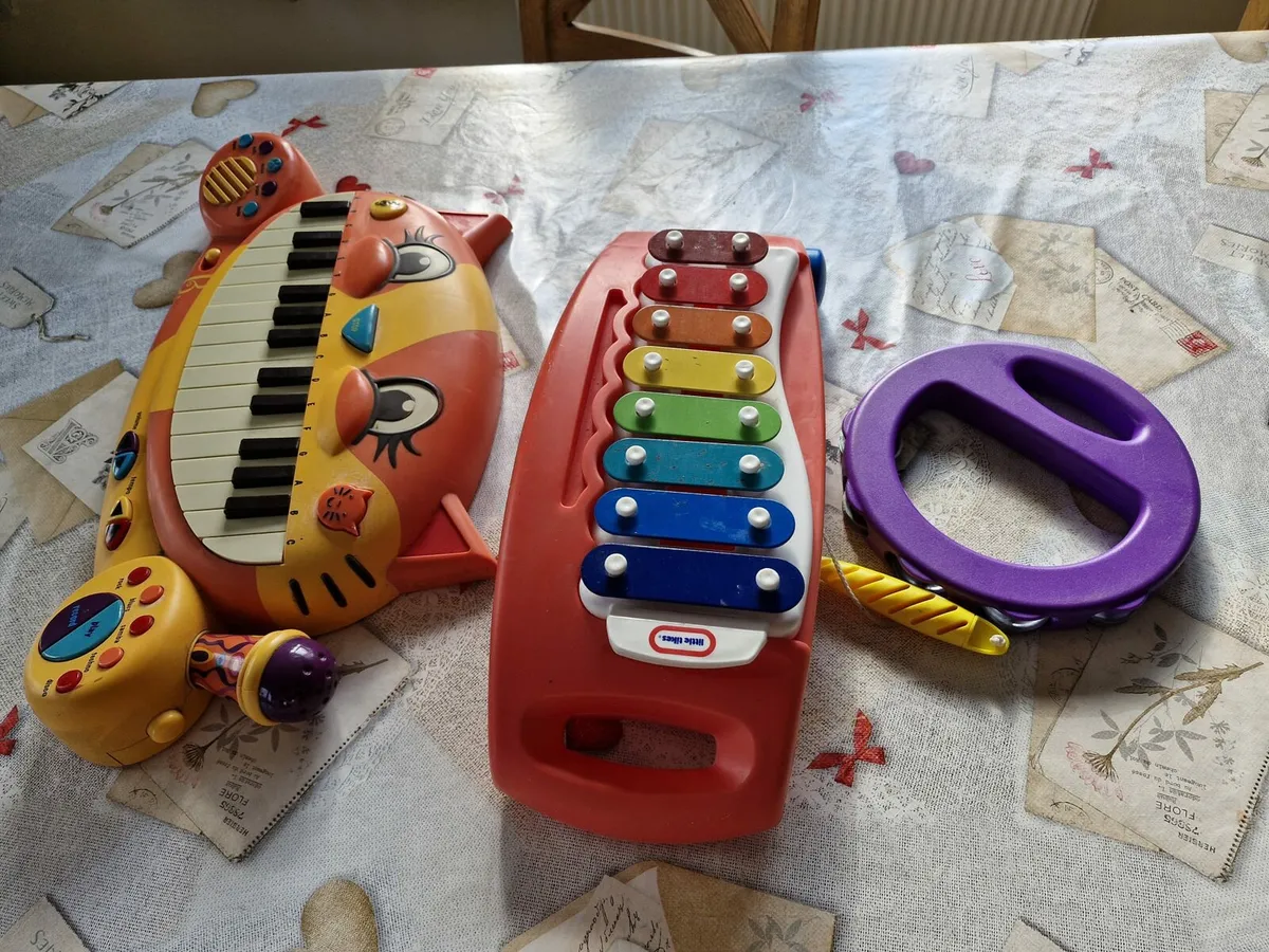 Kids musical instruments