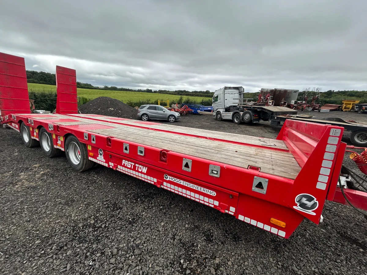 2024 Hogg 33ton Lowloader - Image 1
