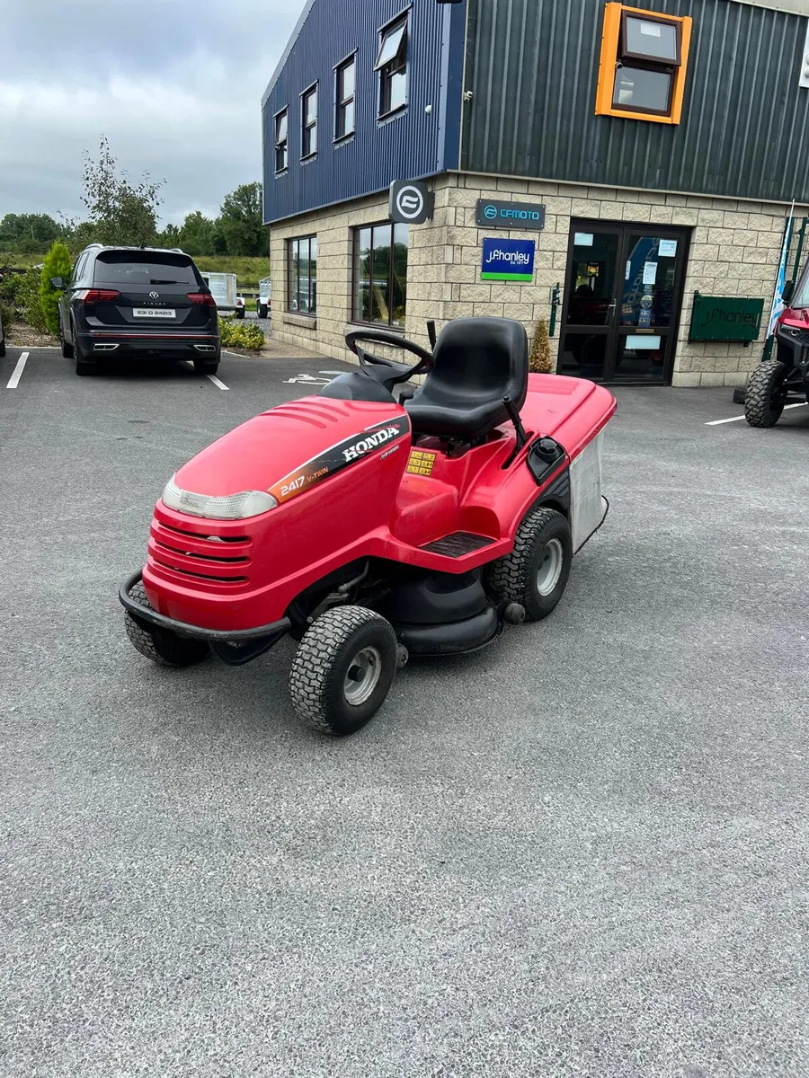 Honda 2417 - Image 1