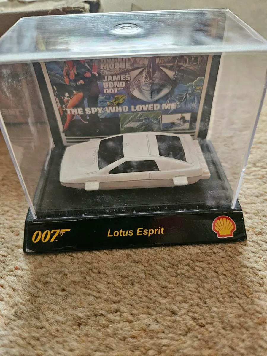 Corgi James Bond Lotus Spy Who Loved Me - Image 2