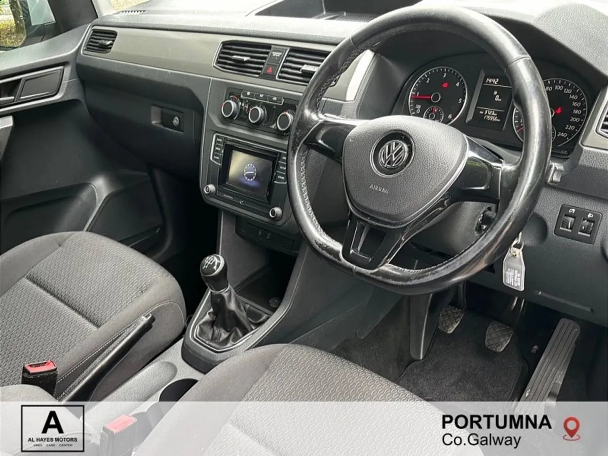 Volkswagen Caddy Life 7 Seater Trend 2.0 TDI 102HP - Image 2