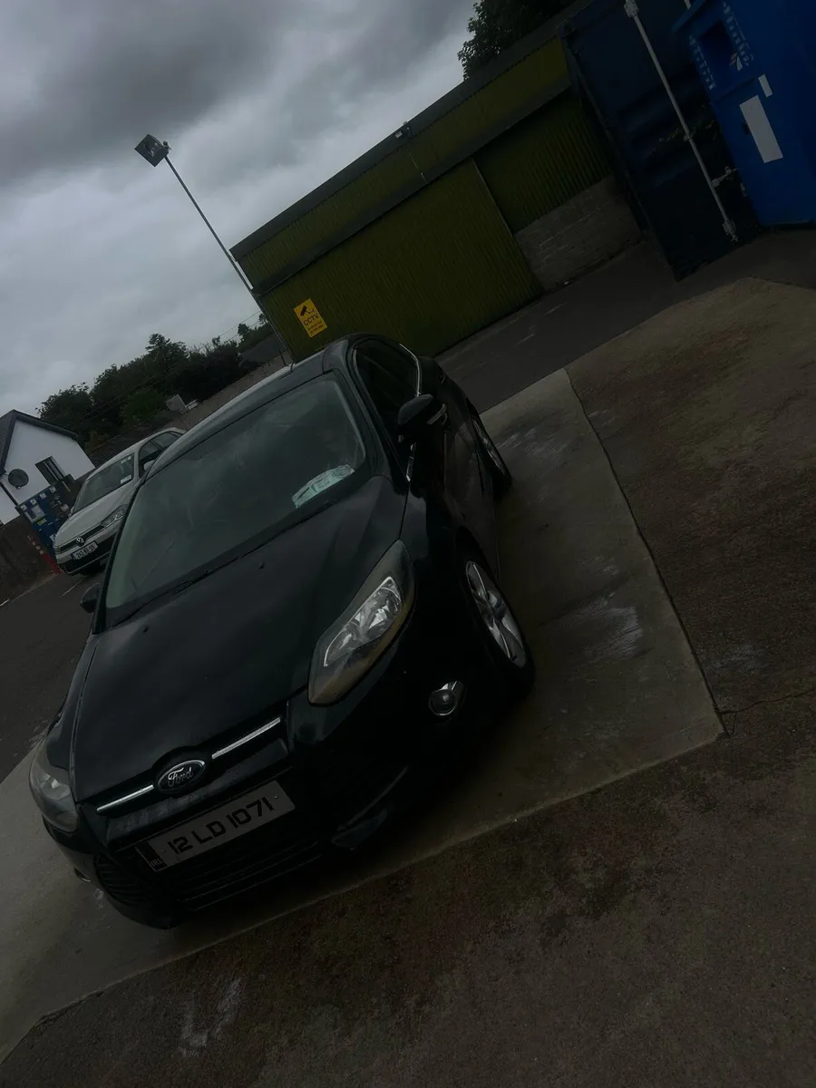 ford foucs - Image 2