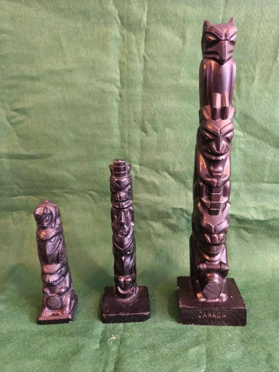 Vintage Totems - Image 1