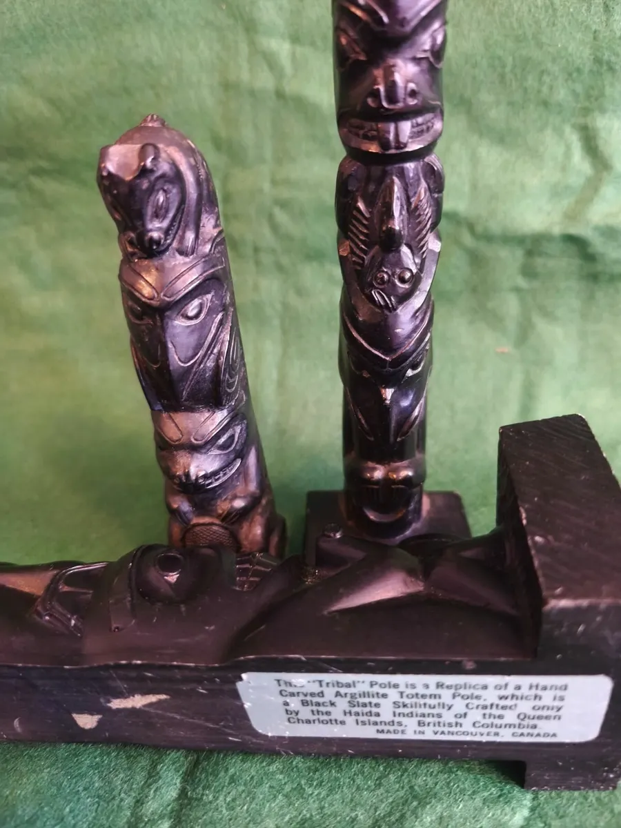 Vintage Totems - Image 2