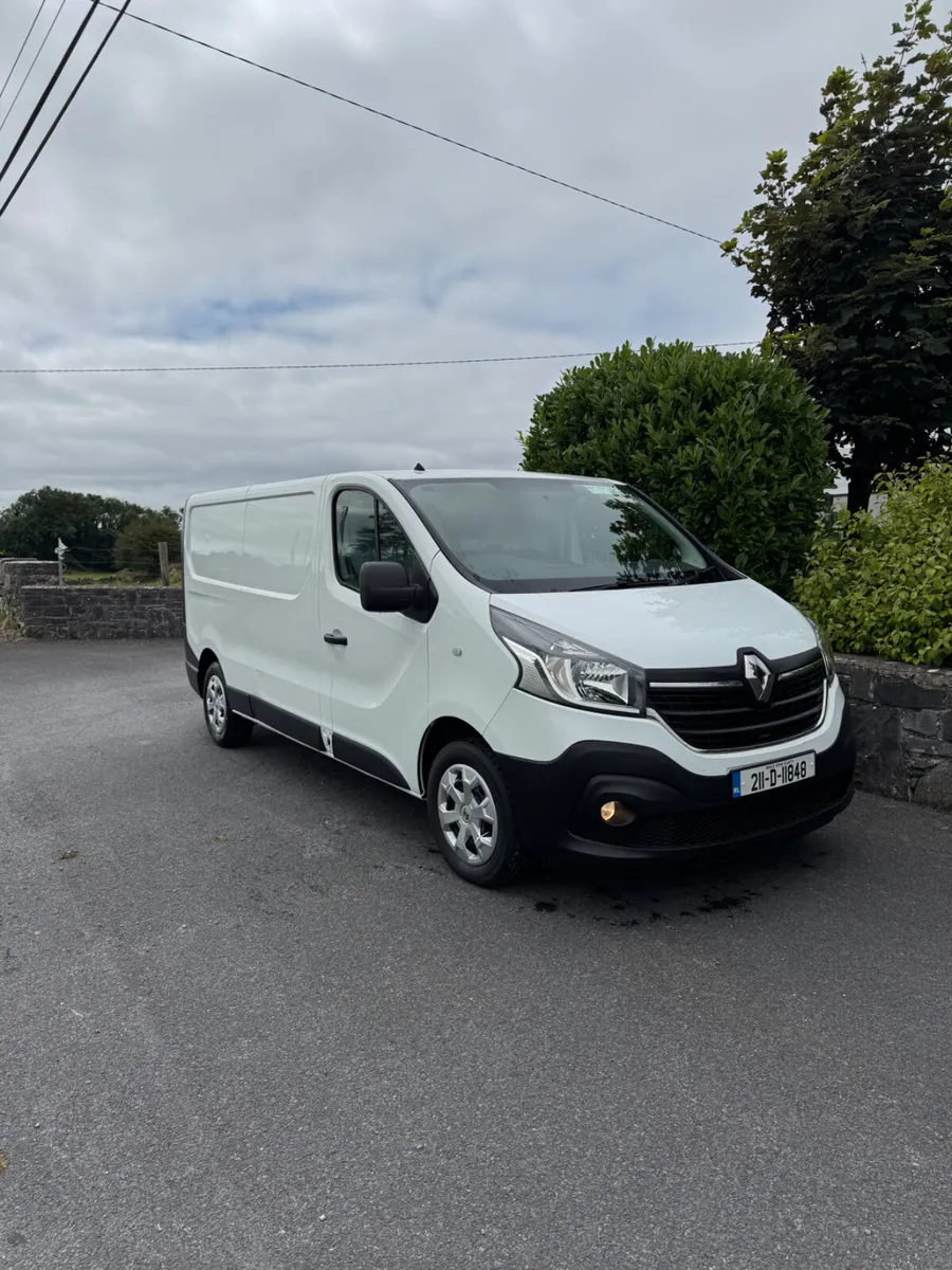 Renault Trafic 2021 - Image 1
