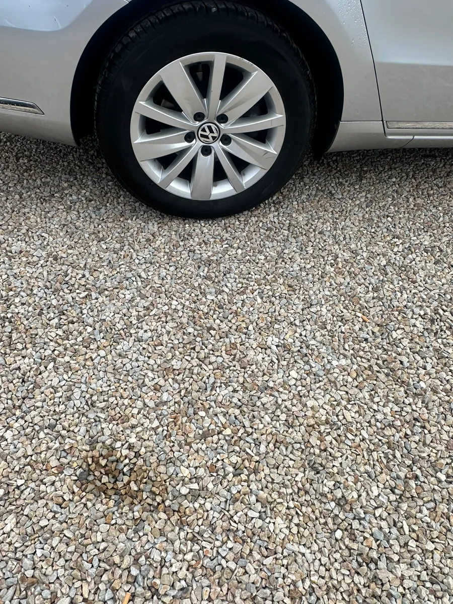 14 VOLKSWAGEN PASSAT - Image 3