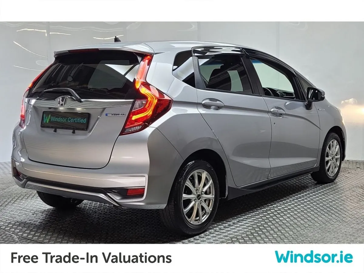 Honda Fit FIT Daa-gp5 Hybrid 5DR Auto - Image 2