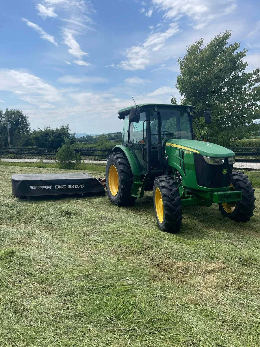John Deere 5075M - Image 1