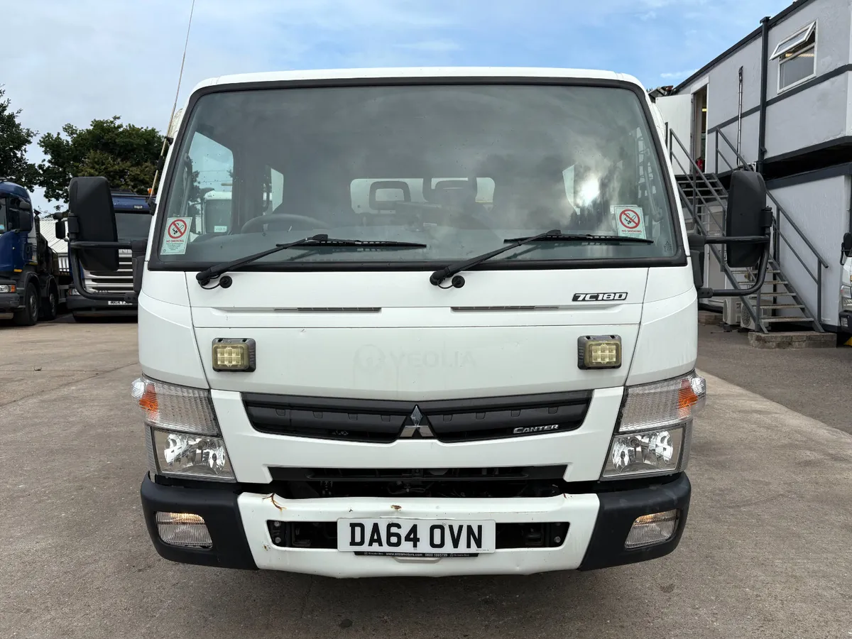 MITSUBISHI CANTER 7490KG GVW CREW CAB TIPPER - Image 3